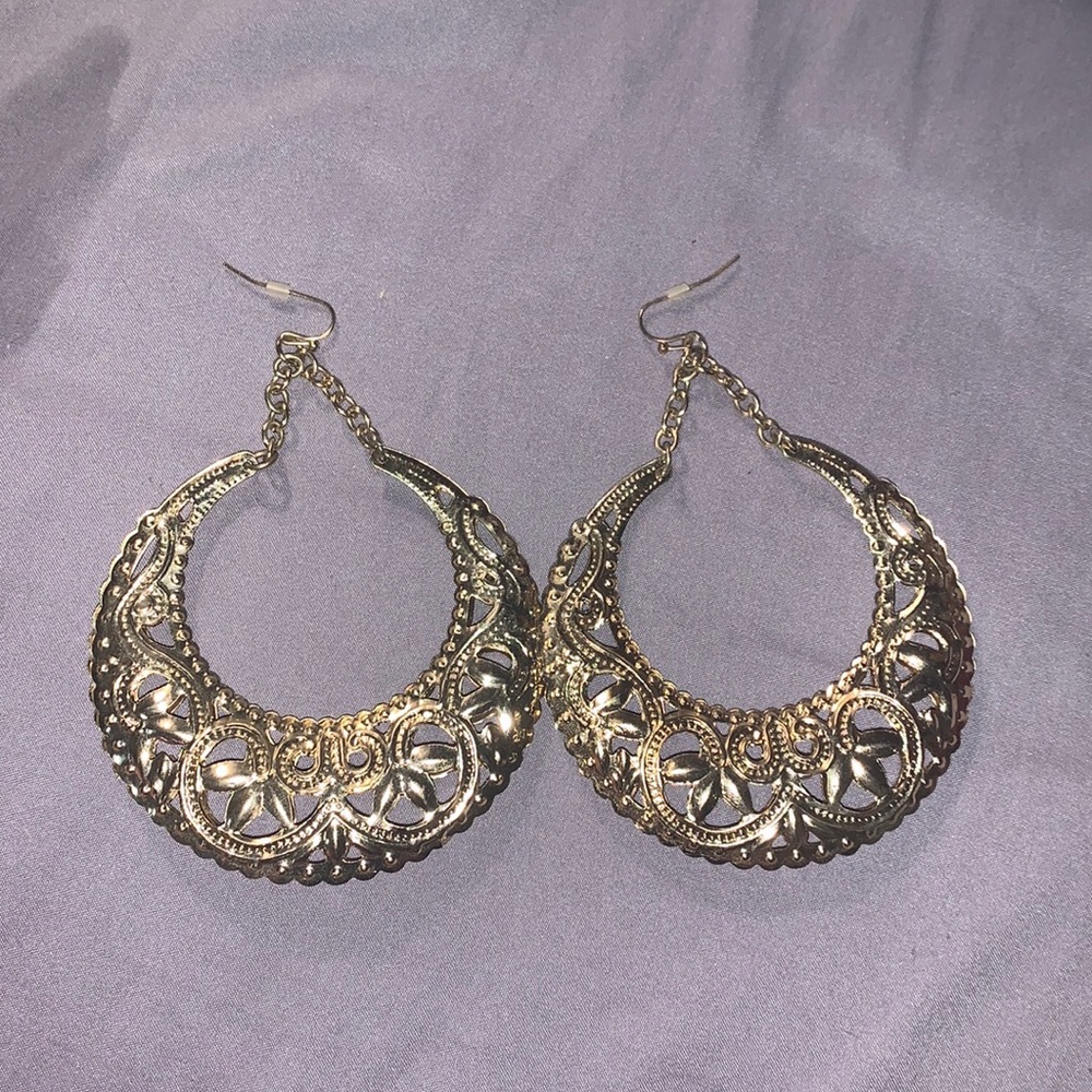 Large gold hoops.